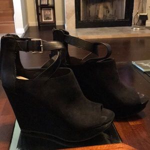 American Rag - Black suede platform wedges sandals